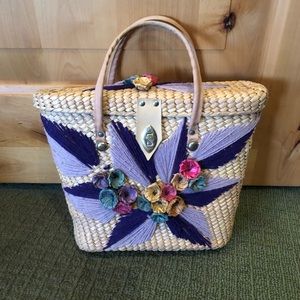Straw purse